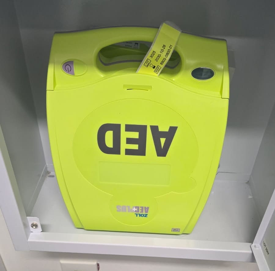 AED Defibrillator