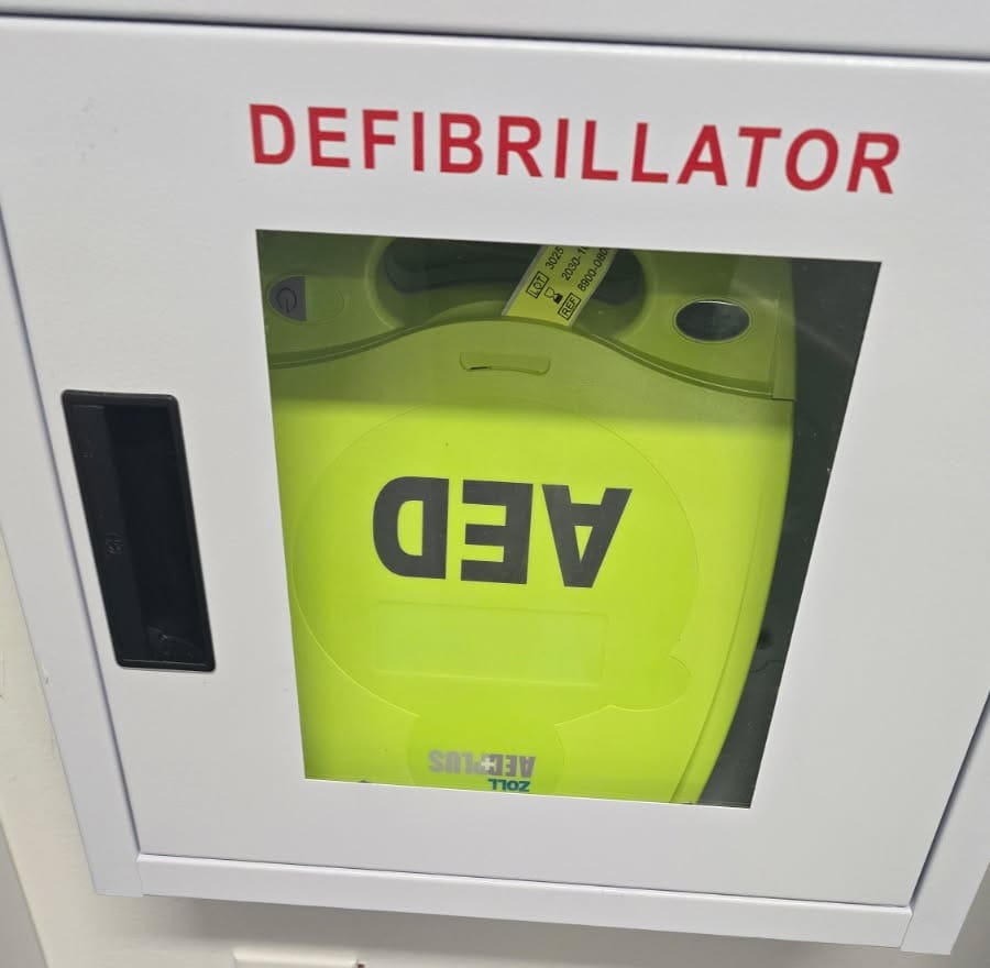 AED Defibrillator